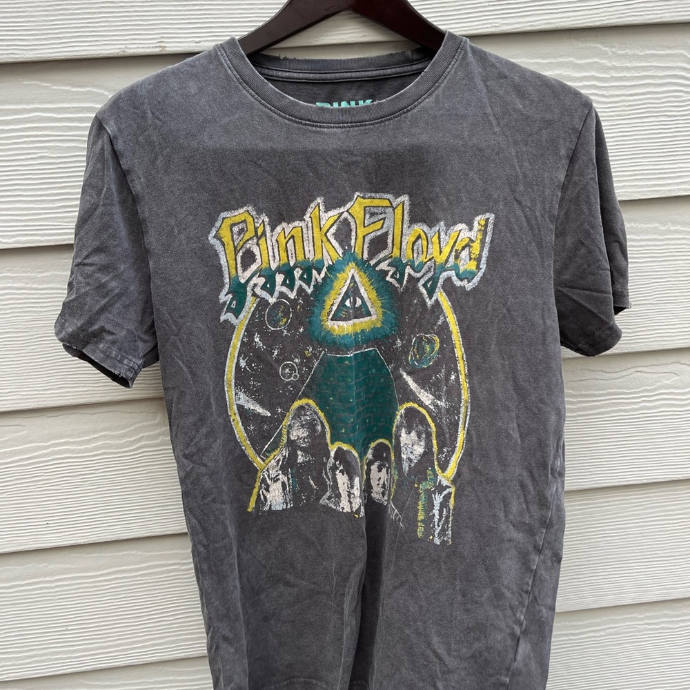 Pink Floyd Graphic Band Tee in Washed Black